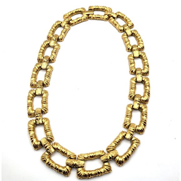 Vintage Jewelry - Vintage 80s Goldtone Bamboo Textured 15" Choker Necklace
